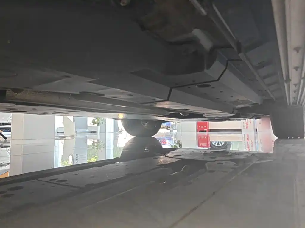 Toyota RAV4 — фото 4