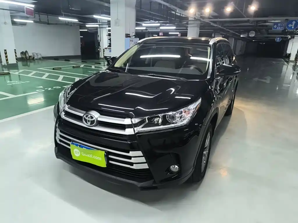 Toyota Highlander — фото 2