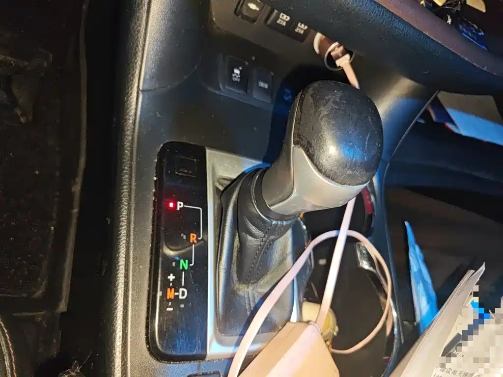 Toyota Highlander — фото 10