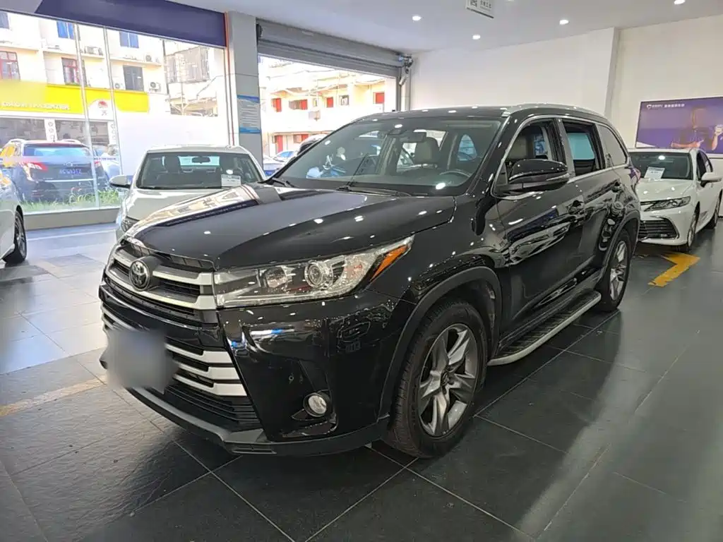 Toyota Highlander — фото 2