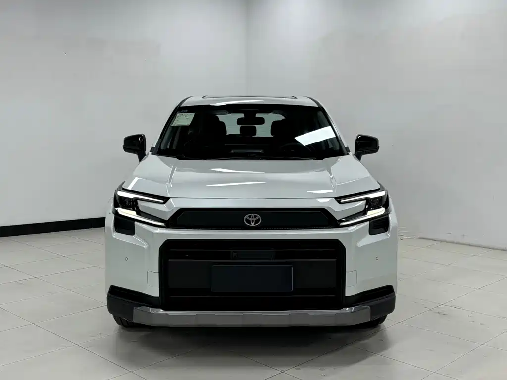 Toyota RAV4 — фото 2