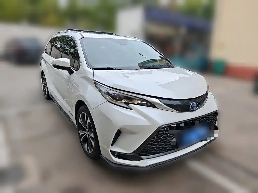 Toyota Granvia — фото 24