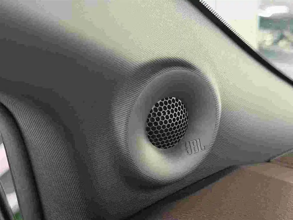 Toyota Sienna — фото 8