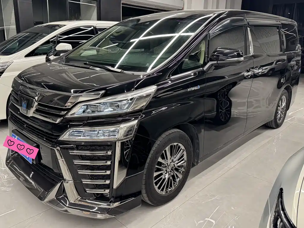Toyota Vellfire — фото 2