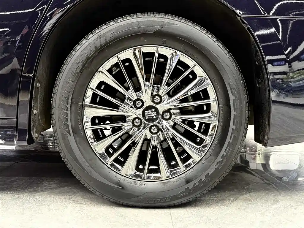Toyota Vellfire — фото 5