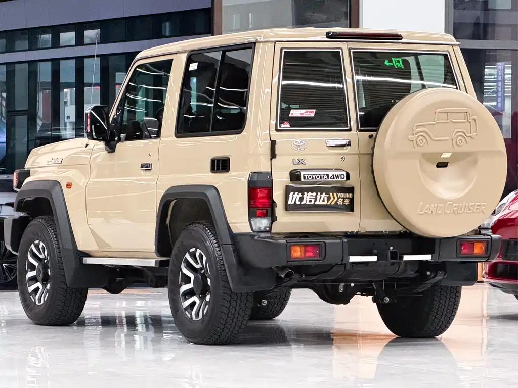 Toyota Land Cruiser — фото 4