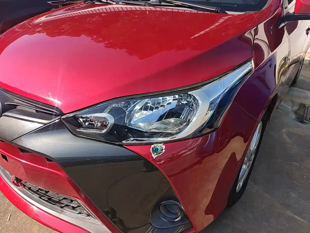Toyota Yaris L — фото 24