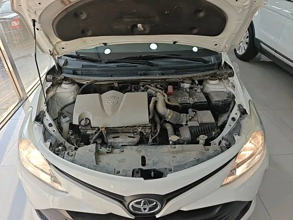 Toyota Vios — фото 20