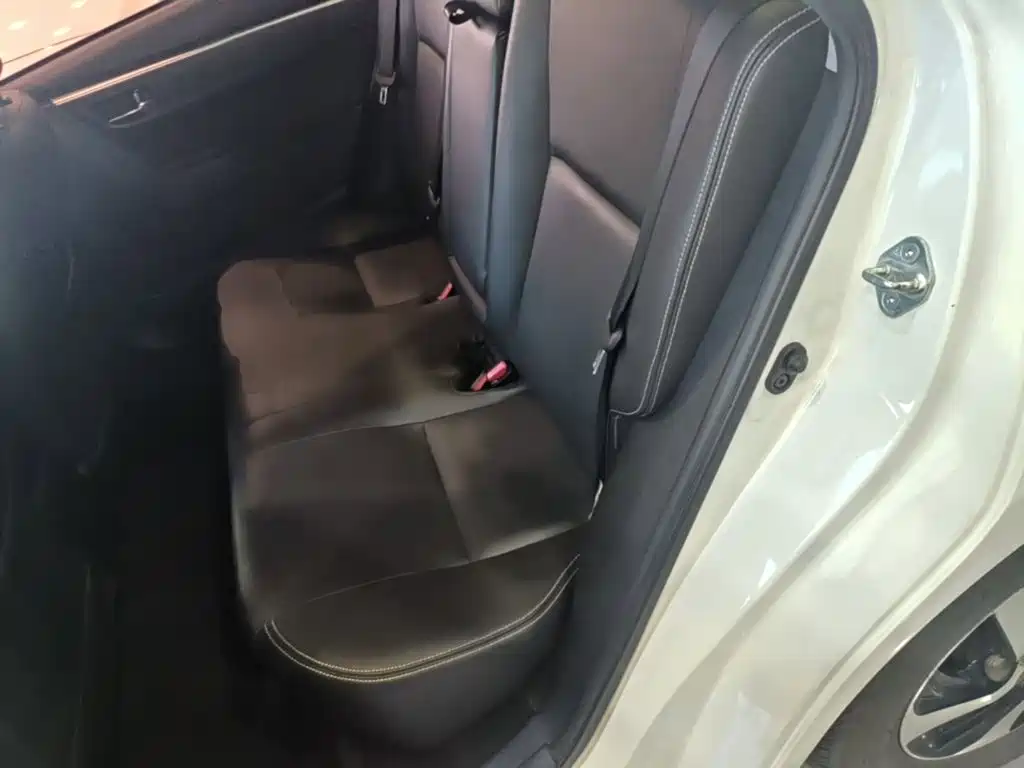 Toyota Levin — фото 17
