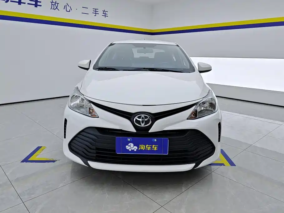 Toyota Vios — фото 2