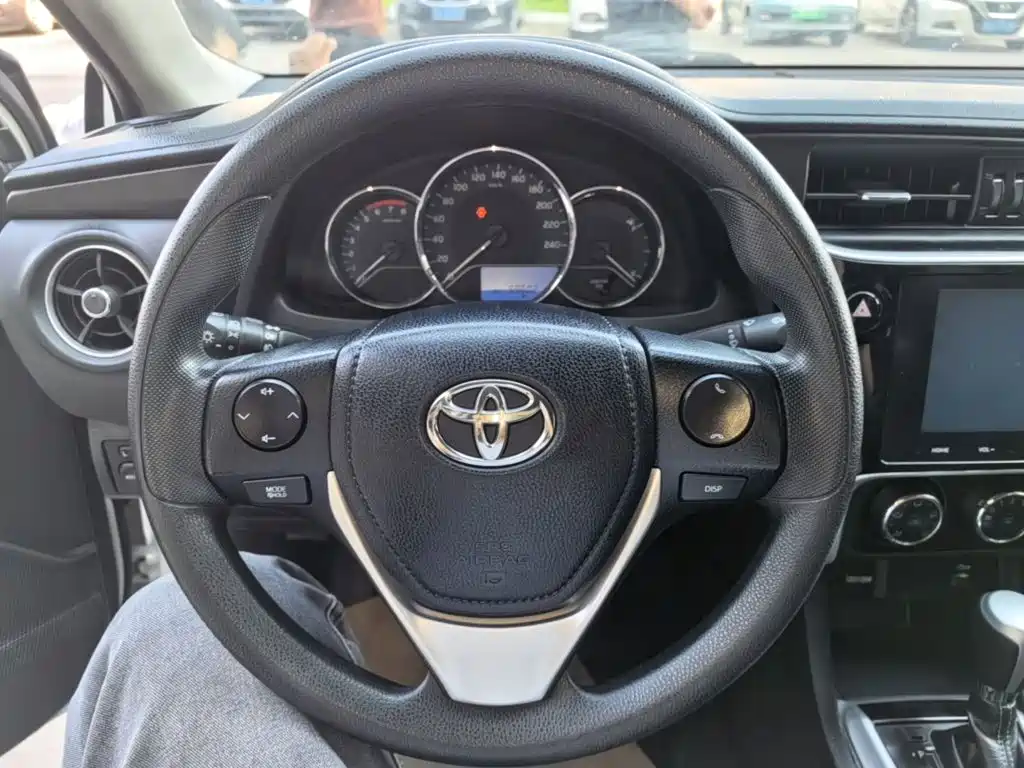 Toyota Levin — фото 11