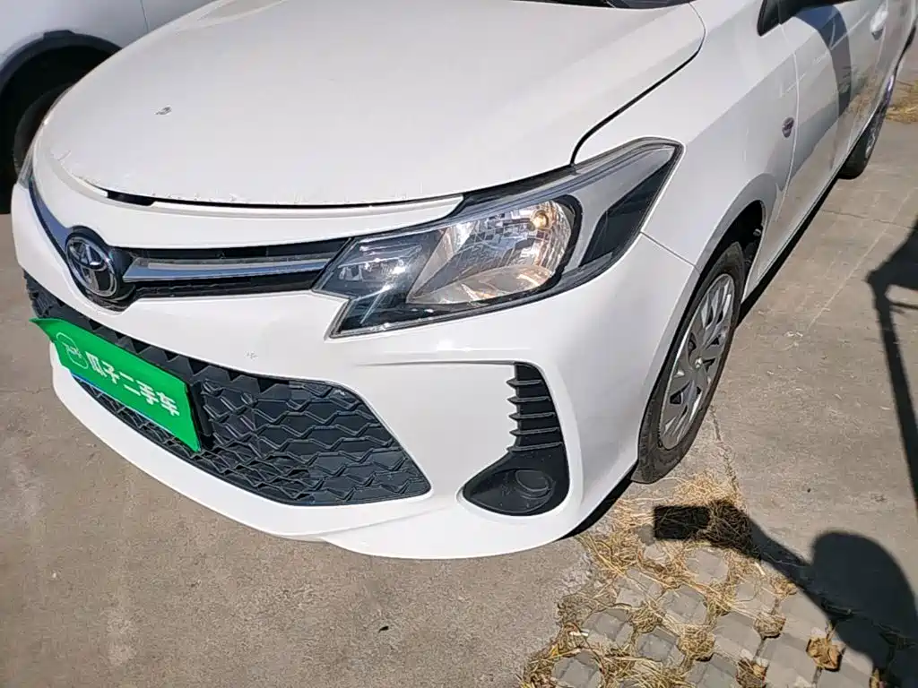 Toyota Vios FS — фото 24