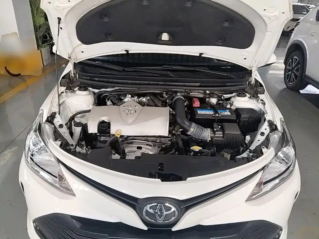 Toyota Vios — фото 20