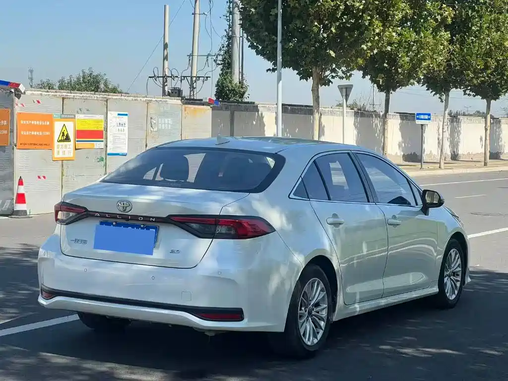 Toyota Allion — фото 9