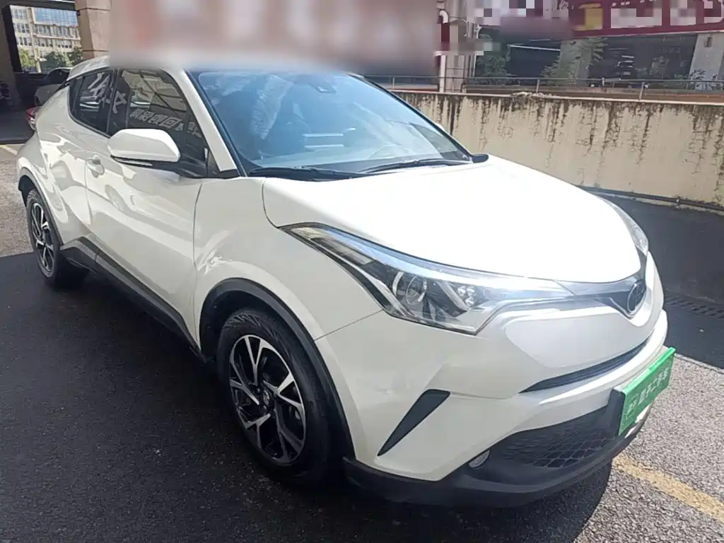Toyota C-HR — фото 4