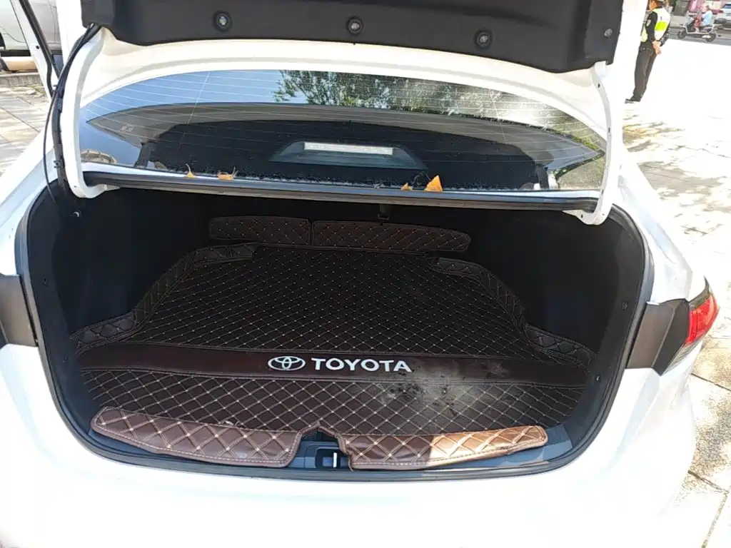 Toyota Levin — фото 19