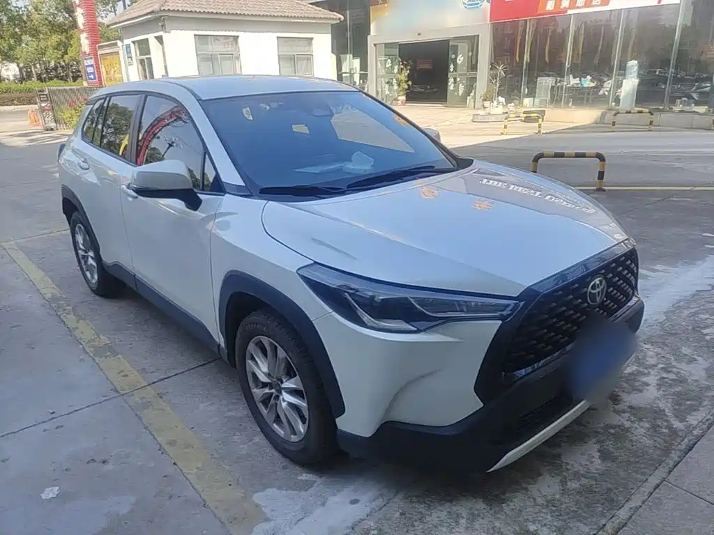 Toyota Corolla Cross — фото 4
