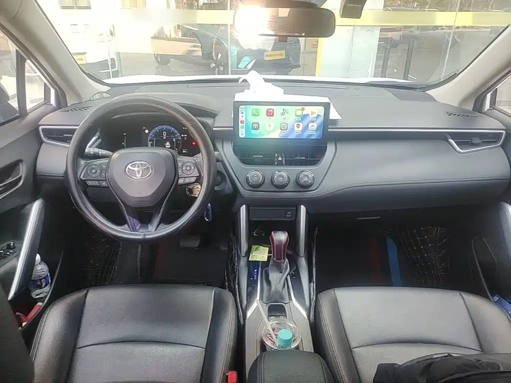 Toyota Corolla Cross — фото 10