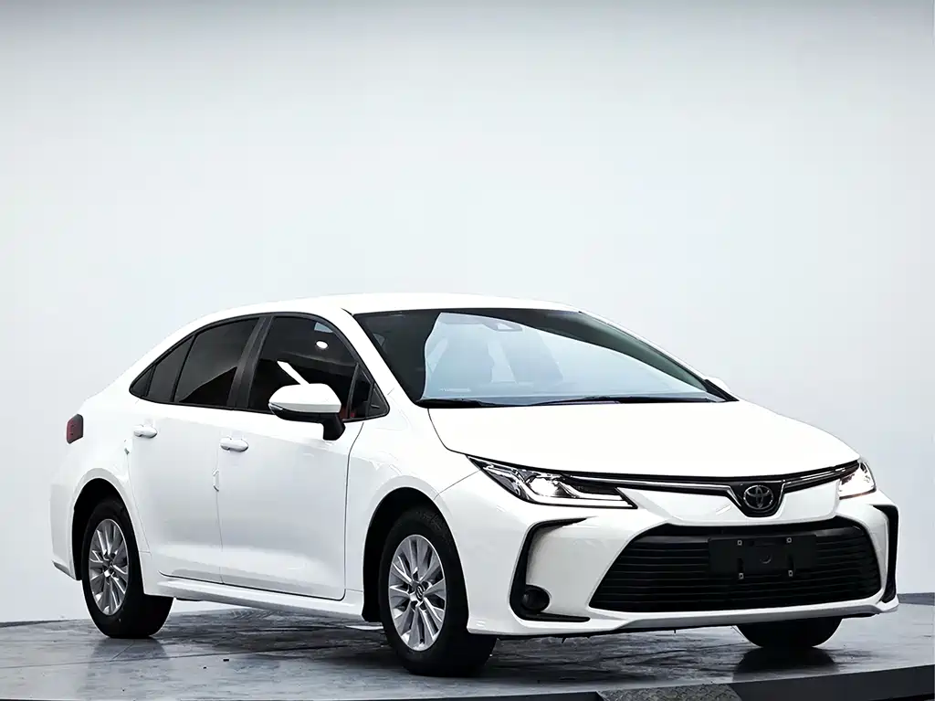 Toyota Corolla — фото 4