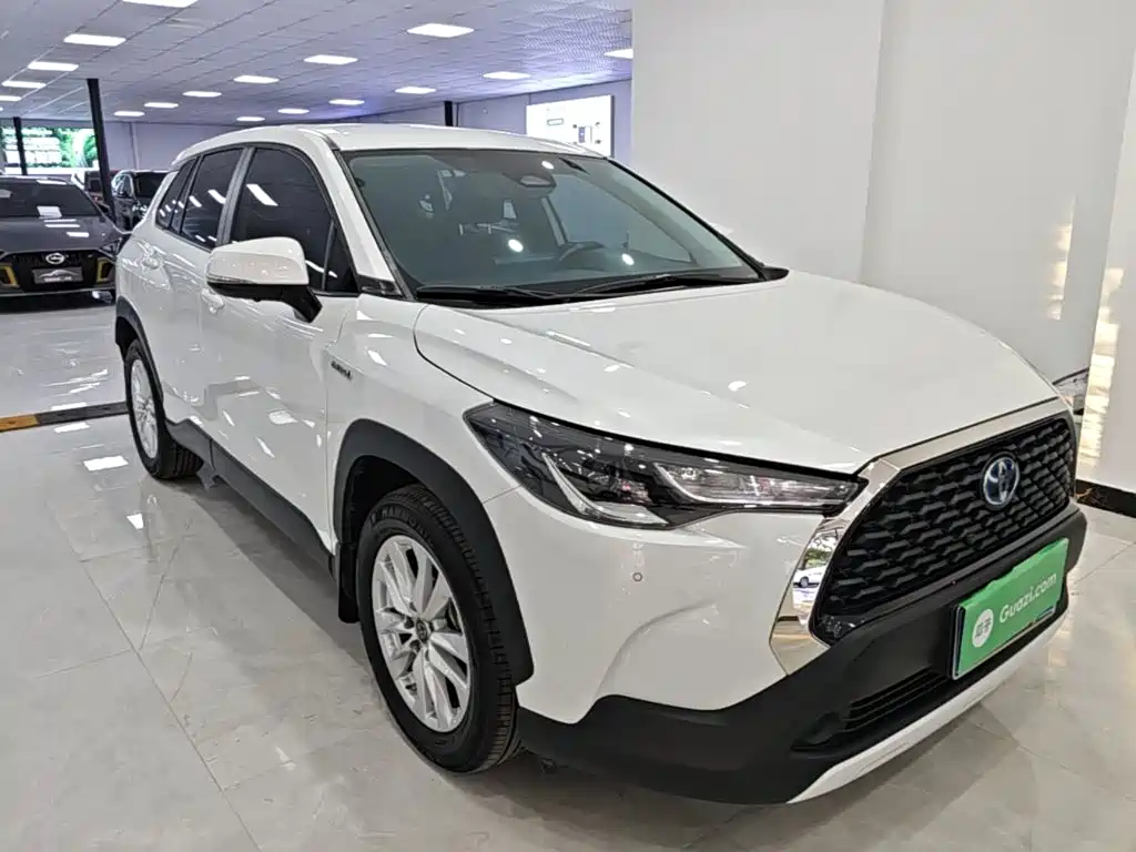 Toyota Corolla Cross — фото 4