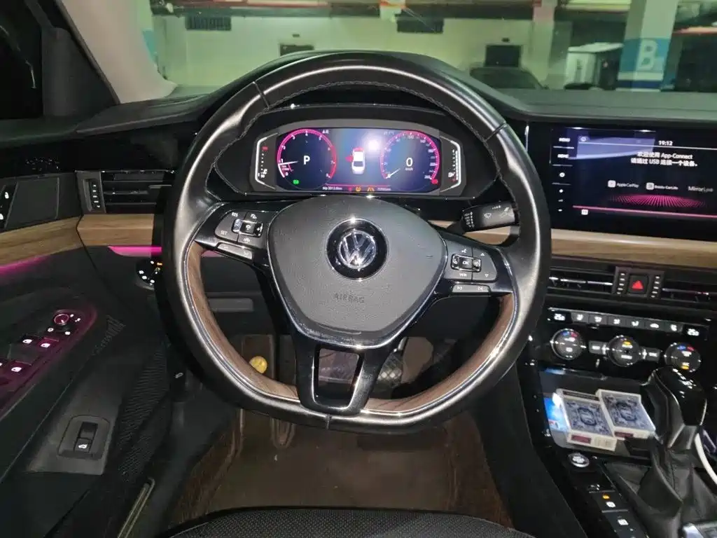 Volkswagen Passat — фото 3
