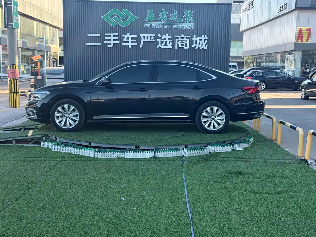 Volkswagen Passat — фото 2