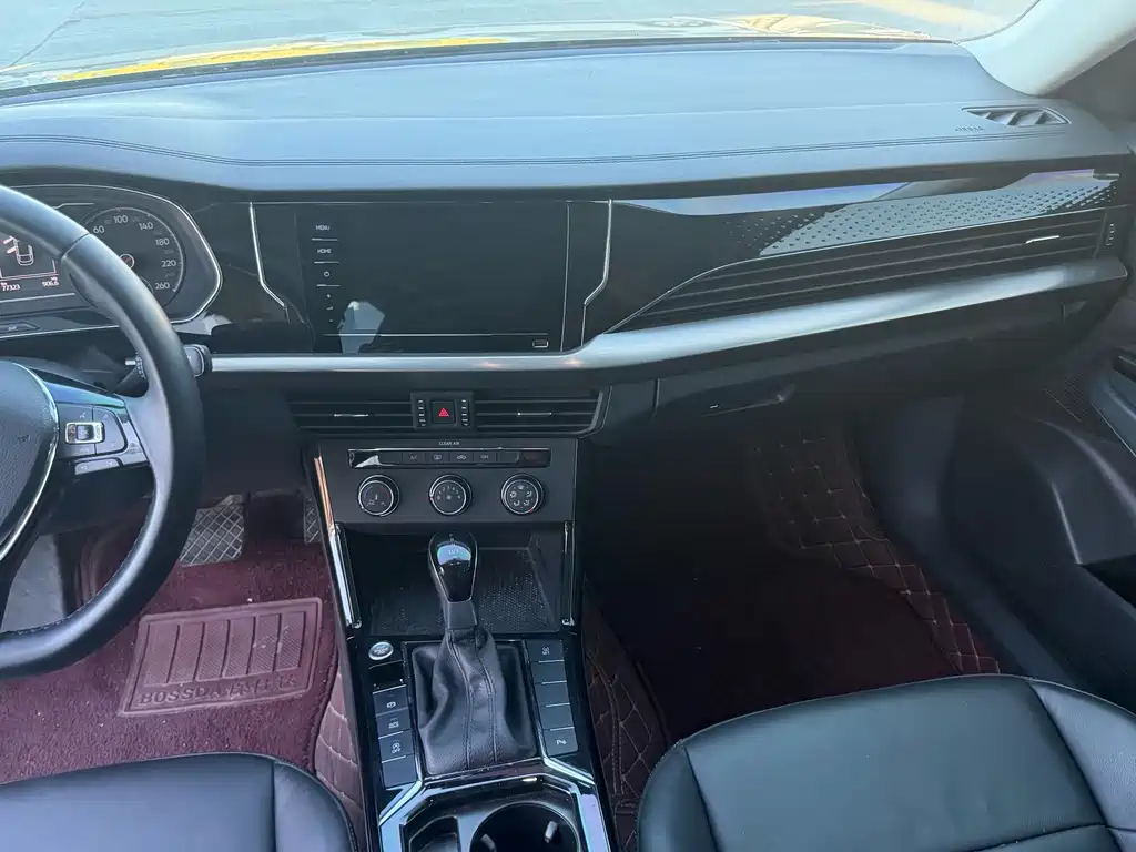 Volkswagen Passat — фото 14