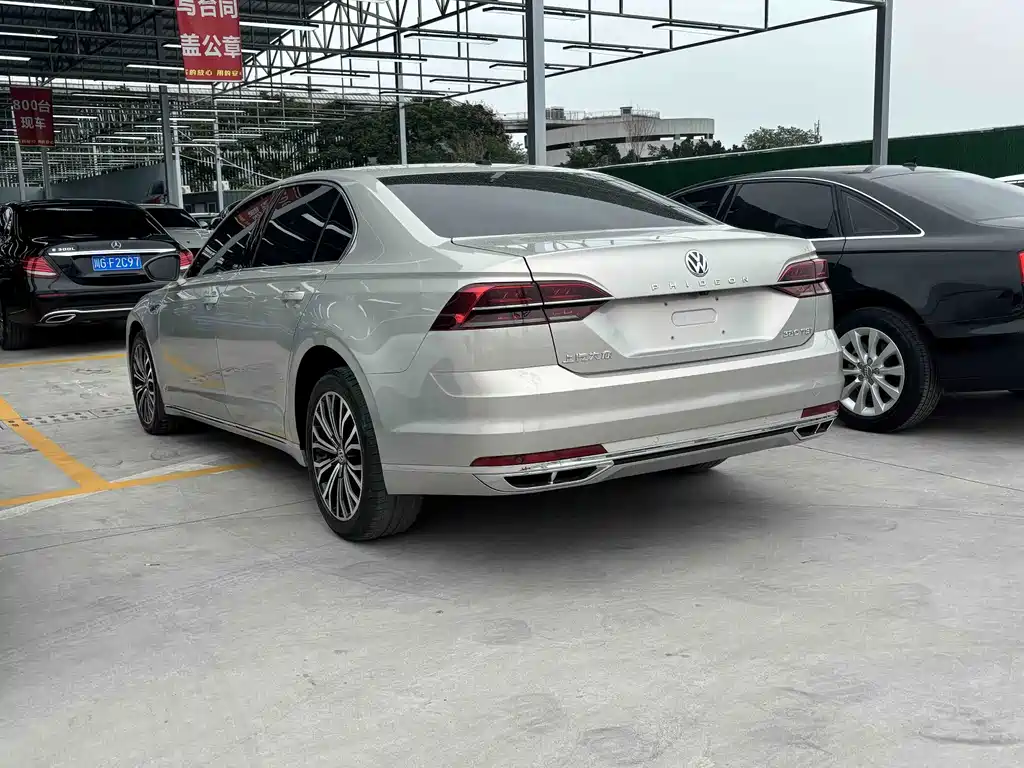 Volkswagen Phideon — фото 4