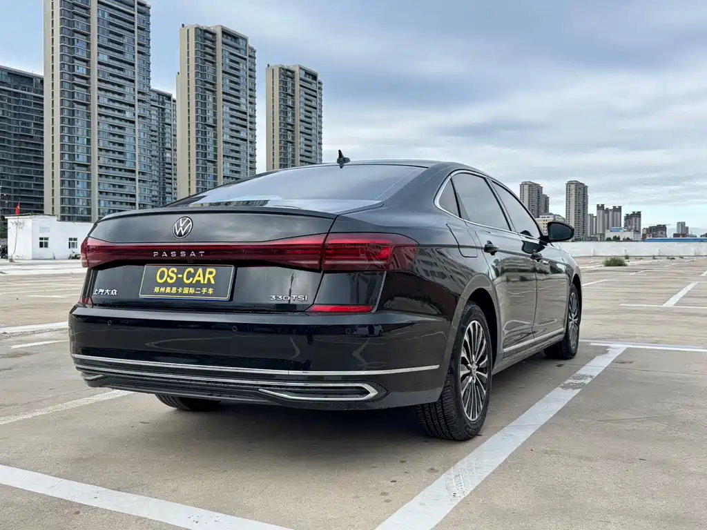 Volkswagen Passat — фото 9