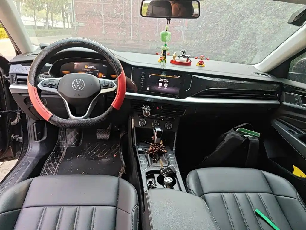 Volkswagen Passat — фото 13
