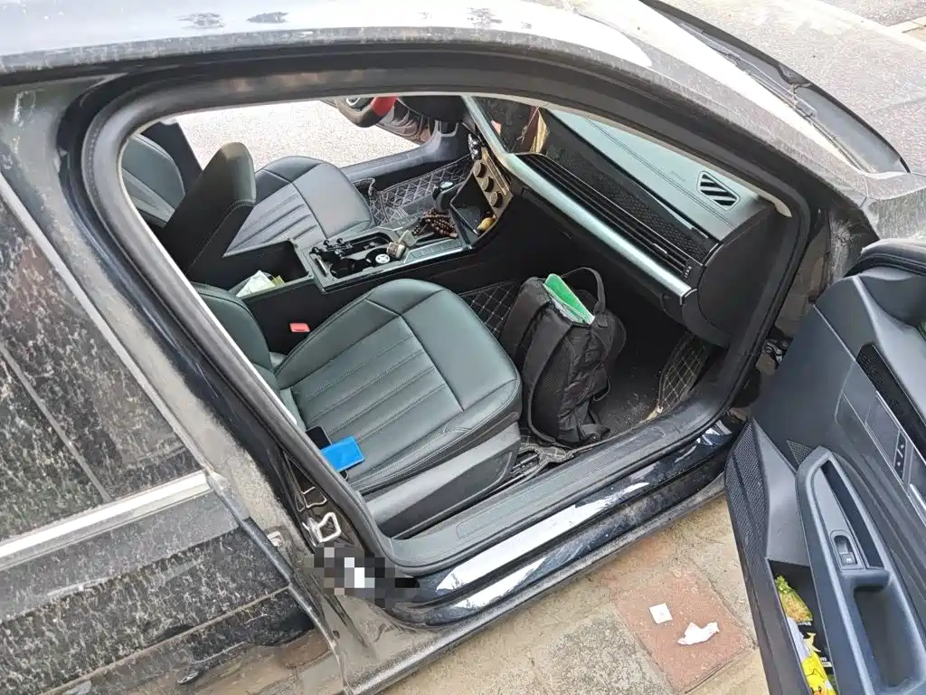 Volkswagen Passat — фото 18