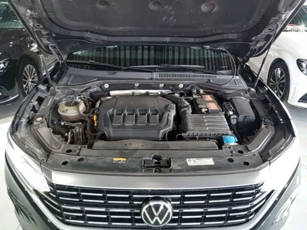 Volkswagen Passat — фото 20