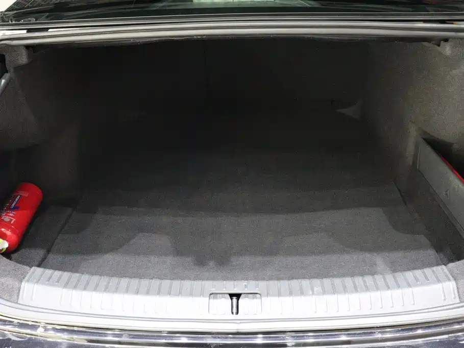 Volkswagen Passat — фото 22