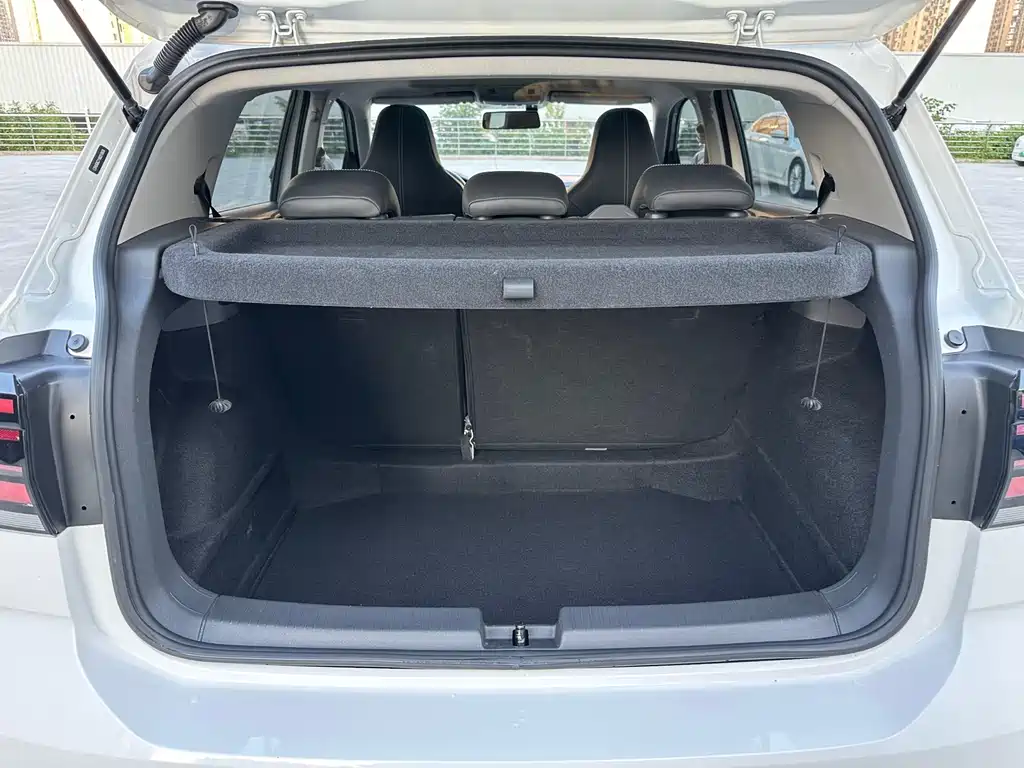 Volkswagen T-Cross — фото 20