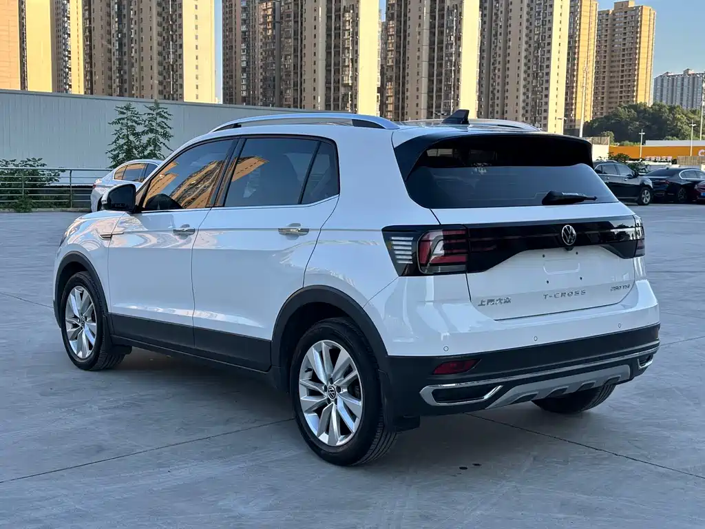 Volkswagen T-Cross — фото 4
