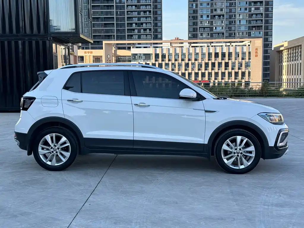 Volkswagen T-Cross — фото 8