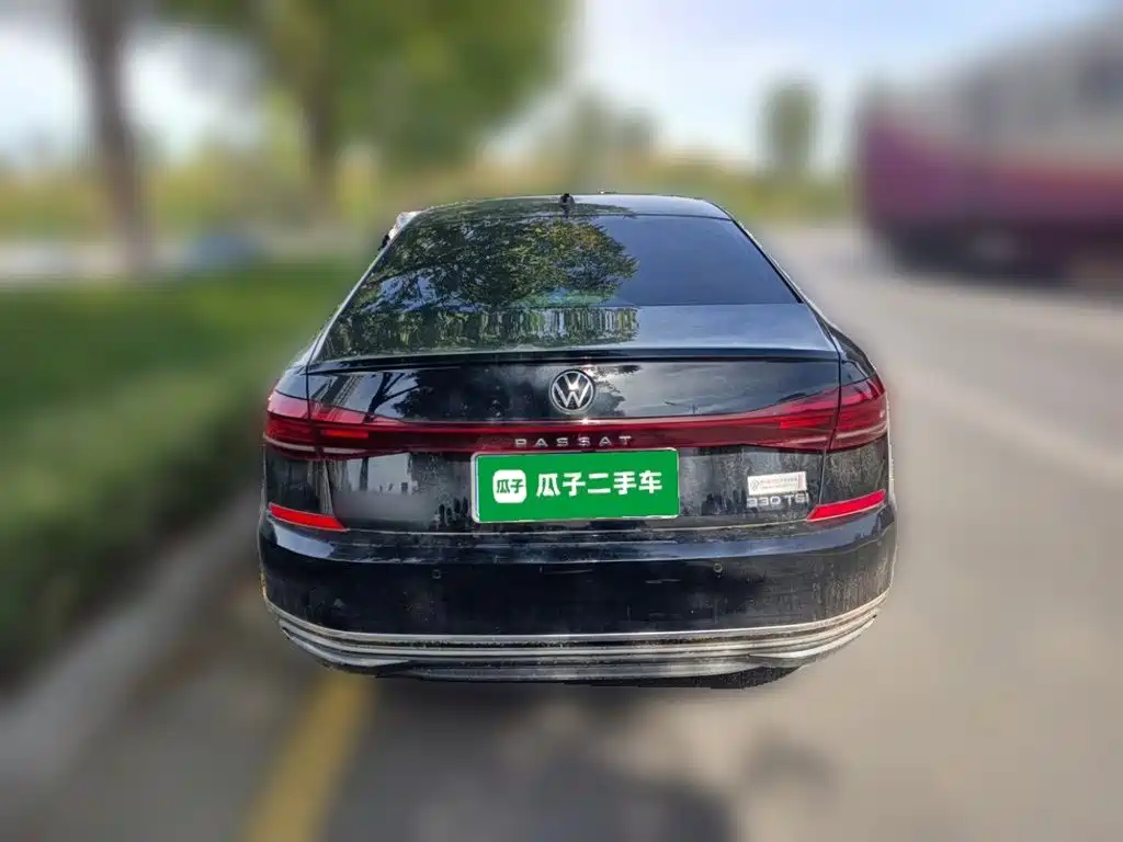 Volkswagen Passat — фото 5