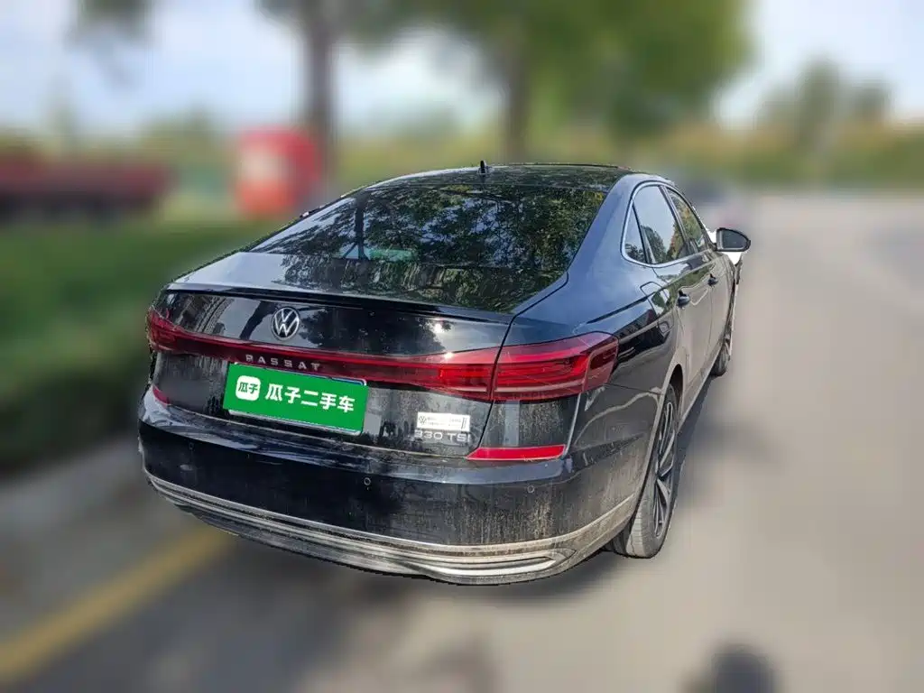 Volkswagen Passat — фото 6