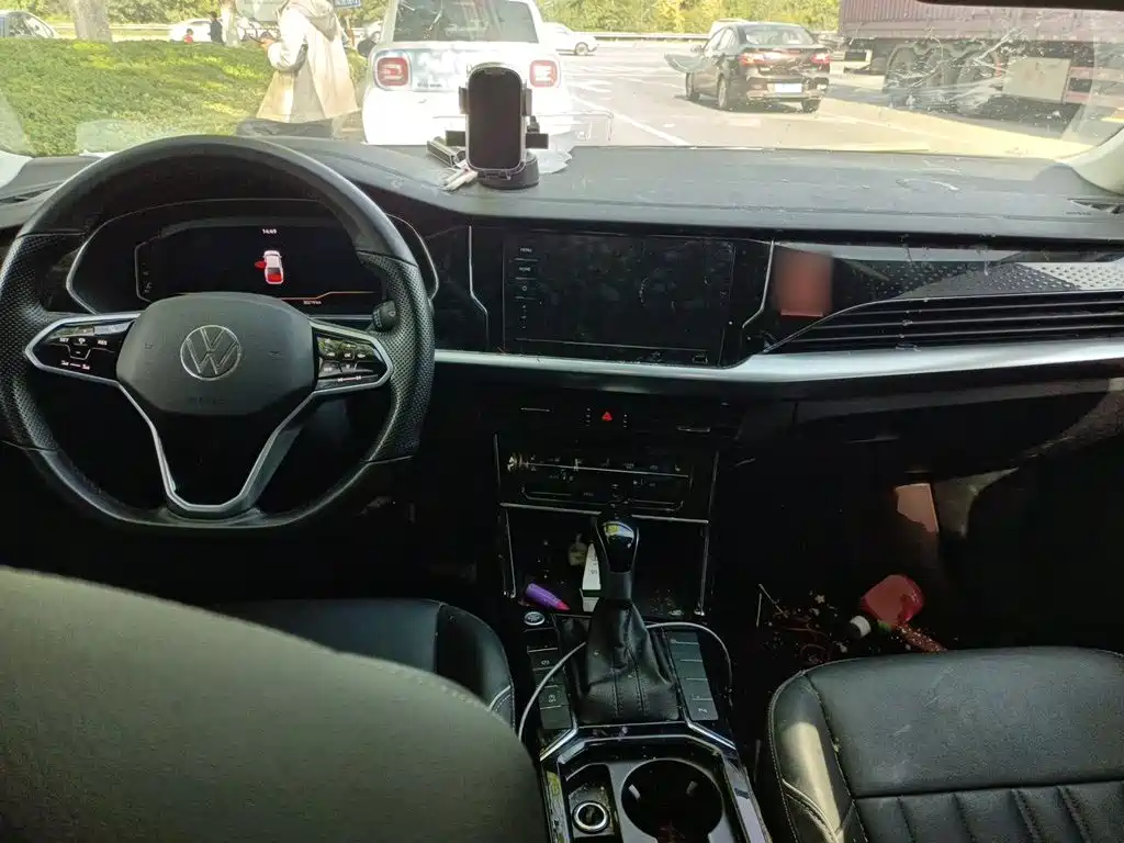 Volkswagen Passat — фото 10