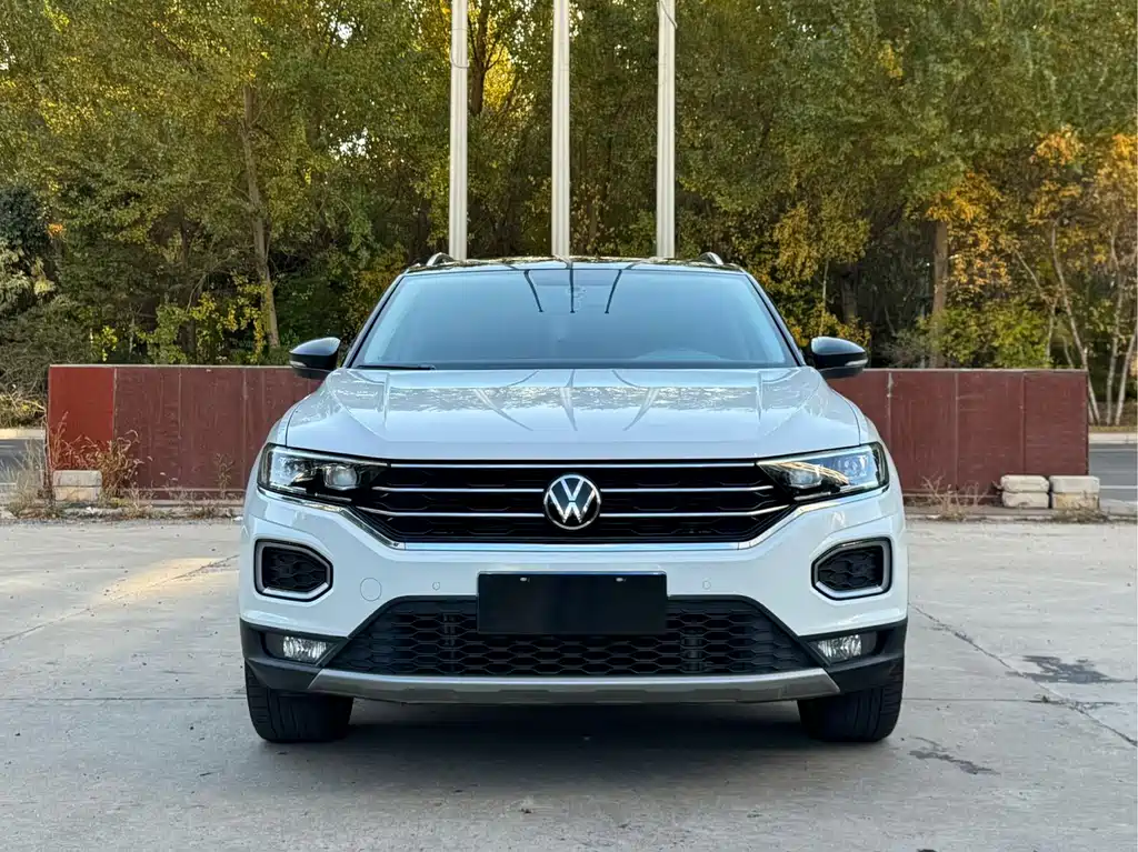 Volkswagen T-Roc — фото 2