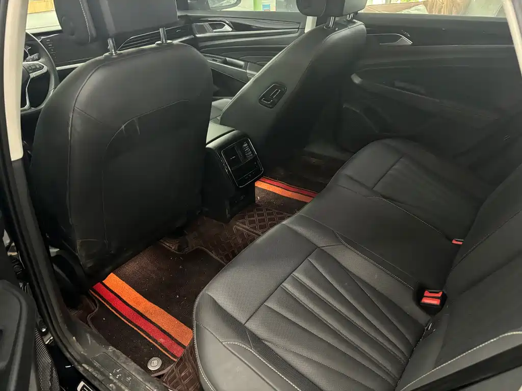 Volkswagen Passat — фото 4