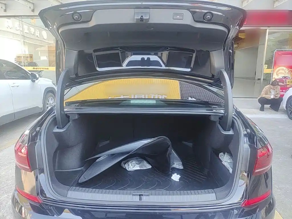 Volkswagen Passat — фото 19