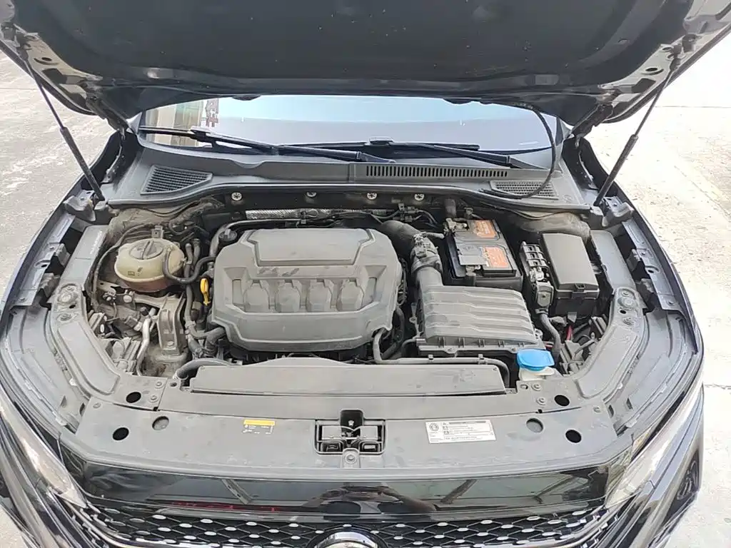 Volkswagen Passat — фото 20