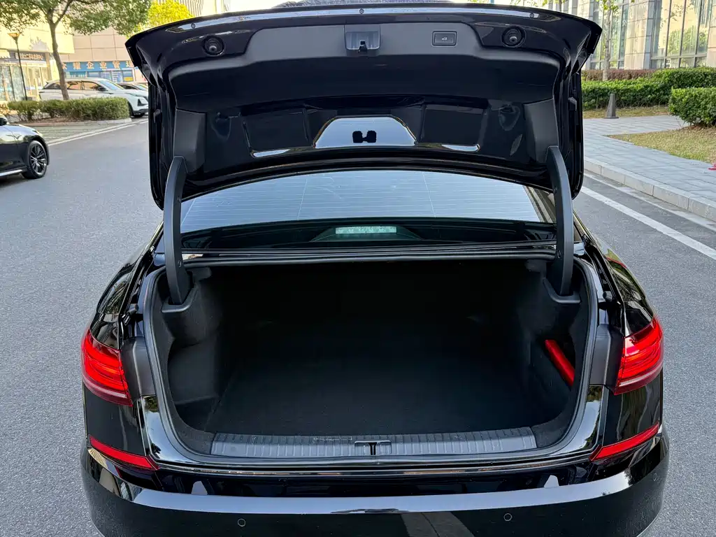 Volkswagen Passat — фото 20