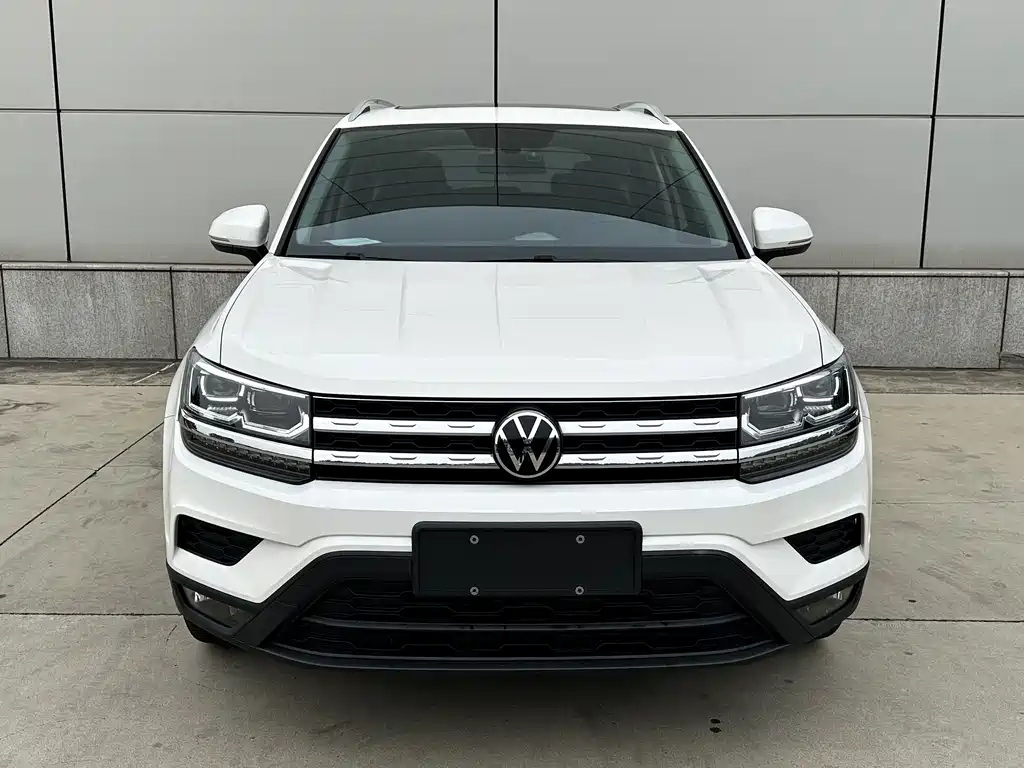 Volkswagen Tharu — фото 2