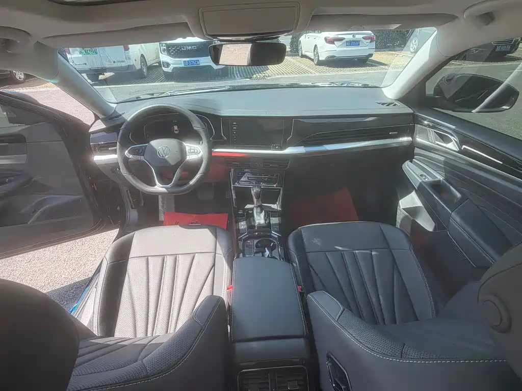 Volkswagen Passat — фото 9