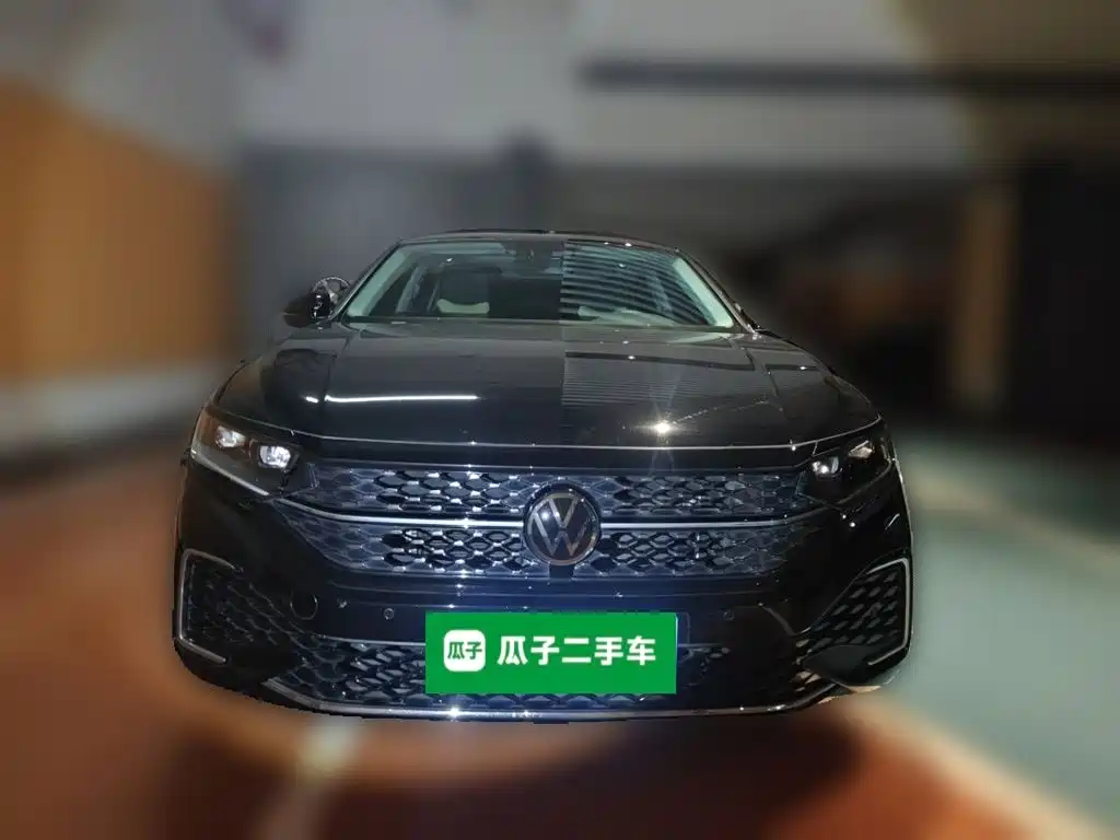 Volkswagen Passat — фото 2