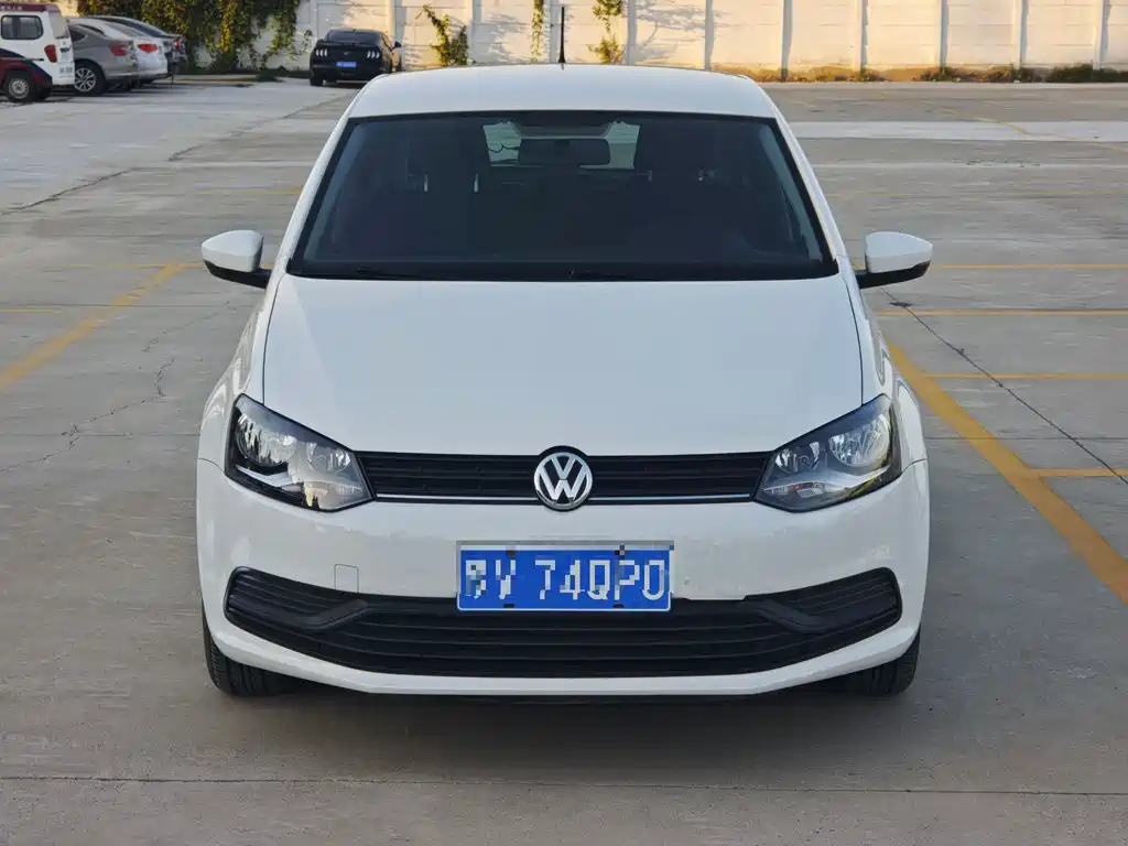 Volkswagen Polo — фото 2