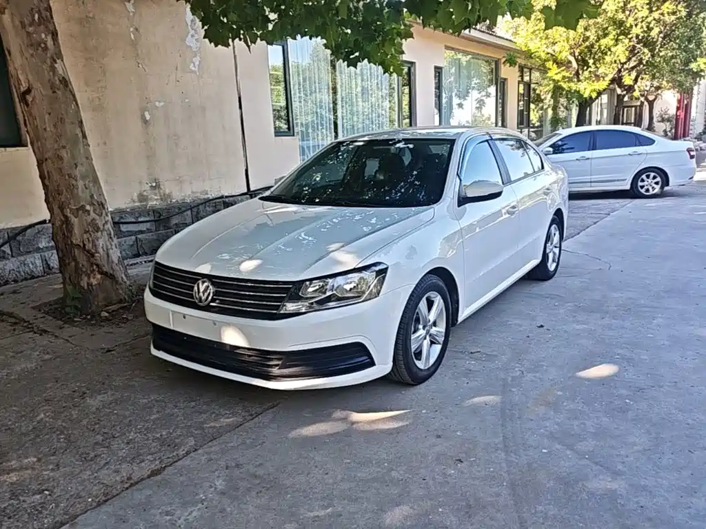 Volkswagen Lavida — фото 2