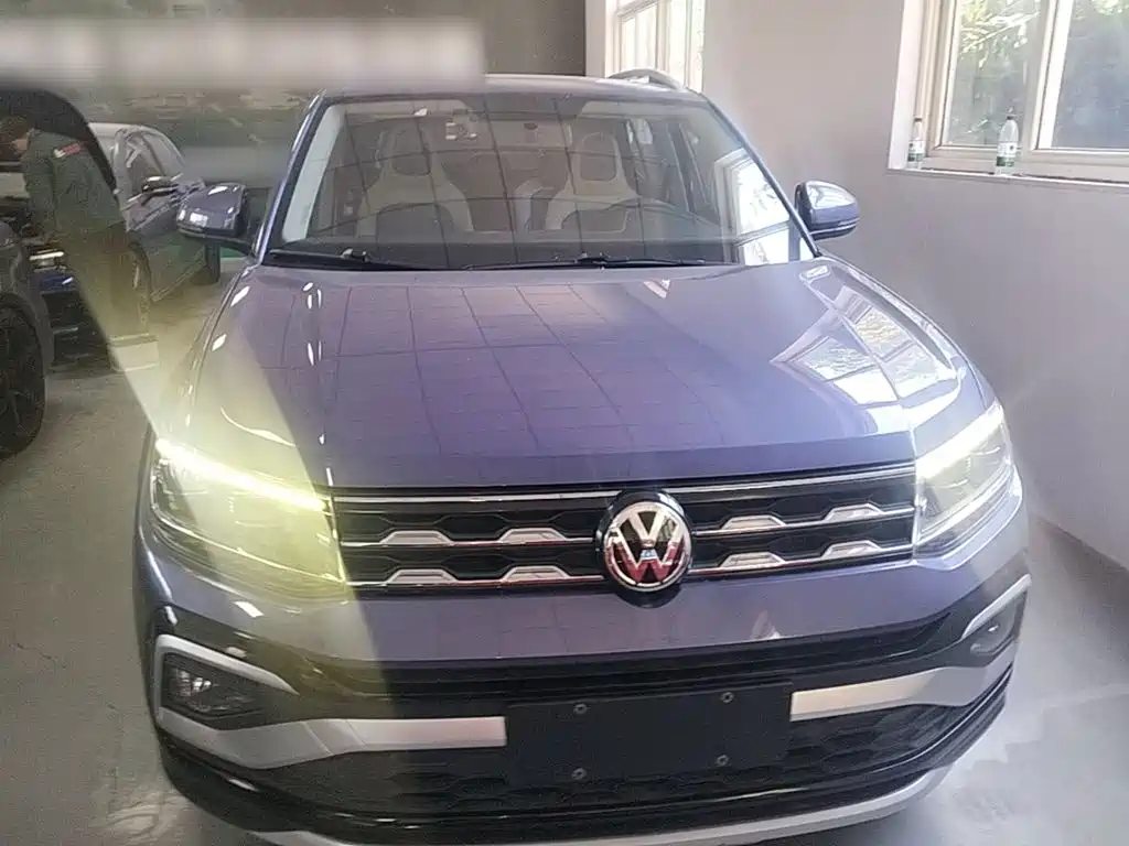 Volkswagen T-Cross — фото 3